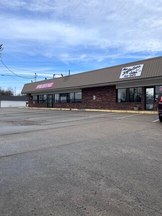 Irvine, KY Retail - 209 River Dr