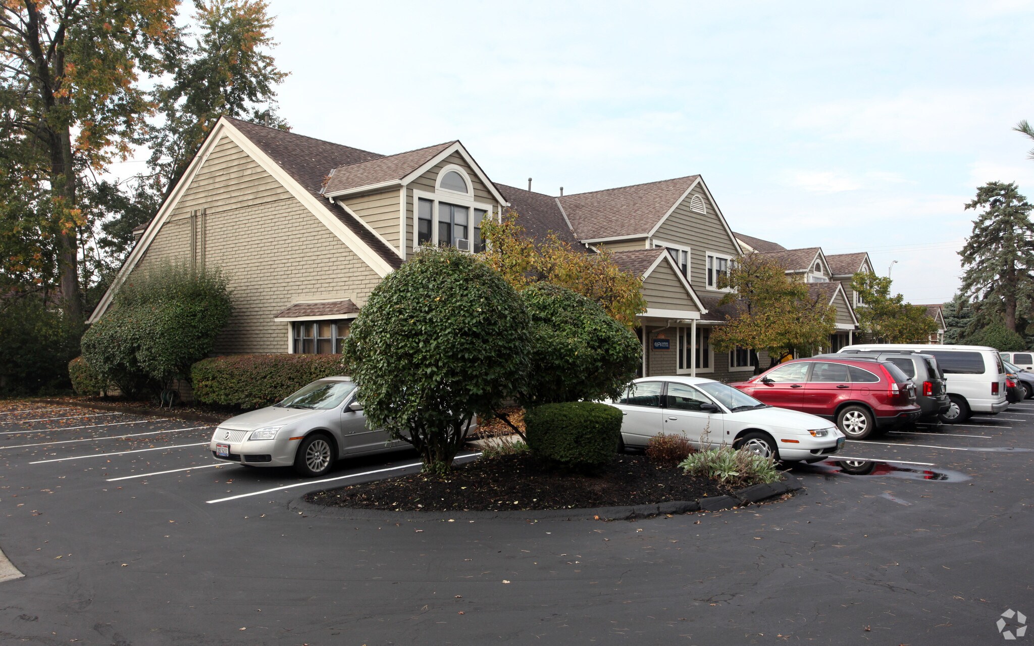 4920 Reed Rd, Columbus, OH for Rent