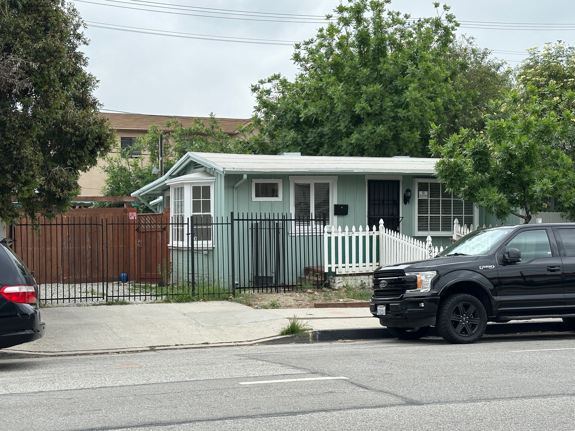 4926 Vineland Ave, North Hollywood, CA for Rent