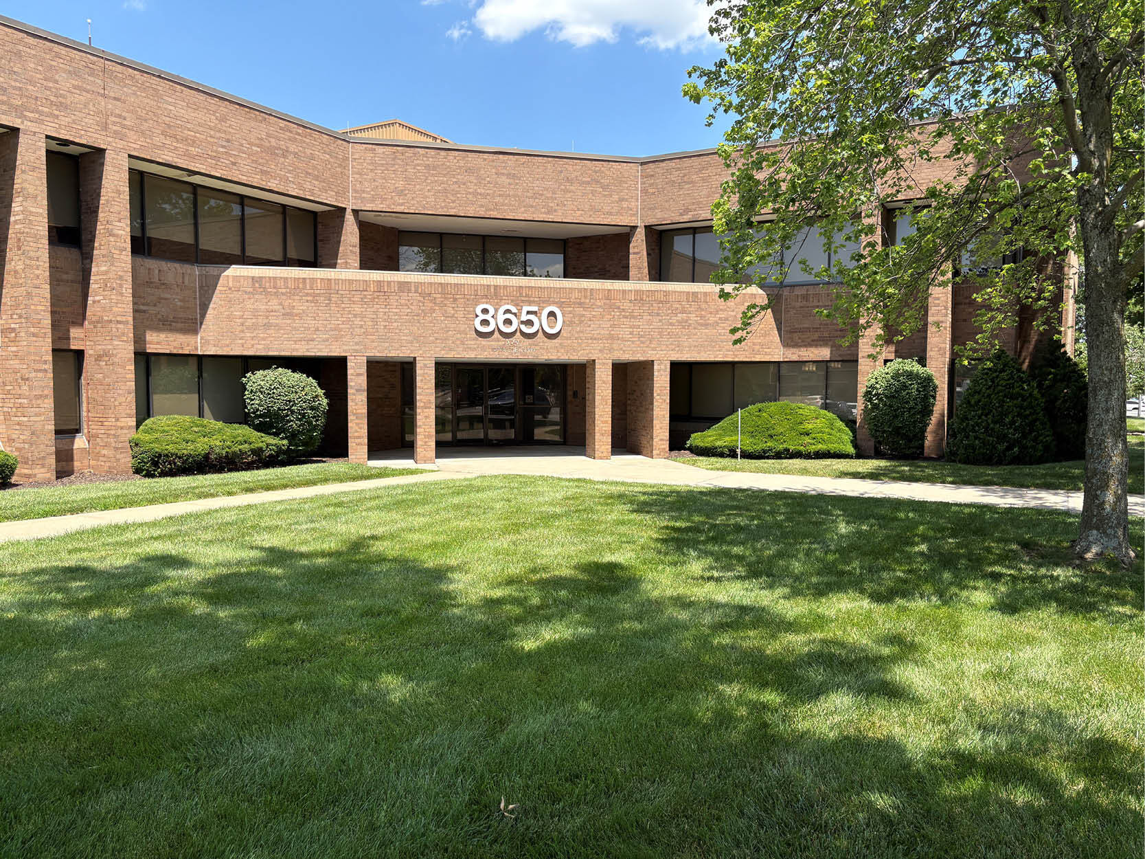8650 College Blvd, Overland Park, KS for Rent