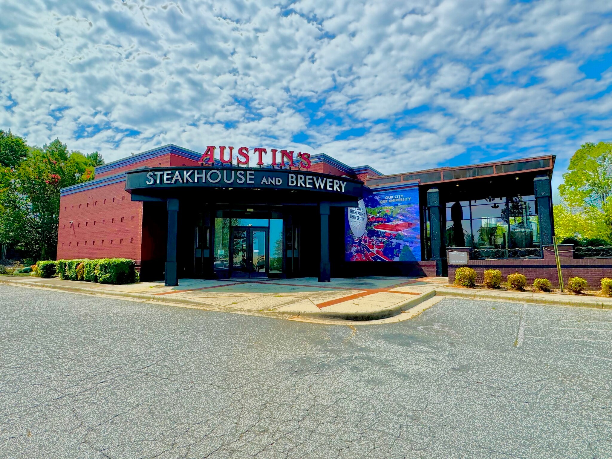 914 Mall Loop Rd, High Point, NC for Sale