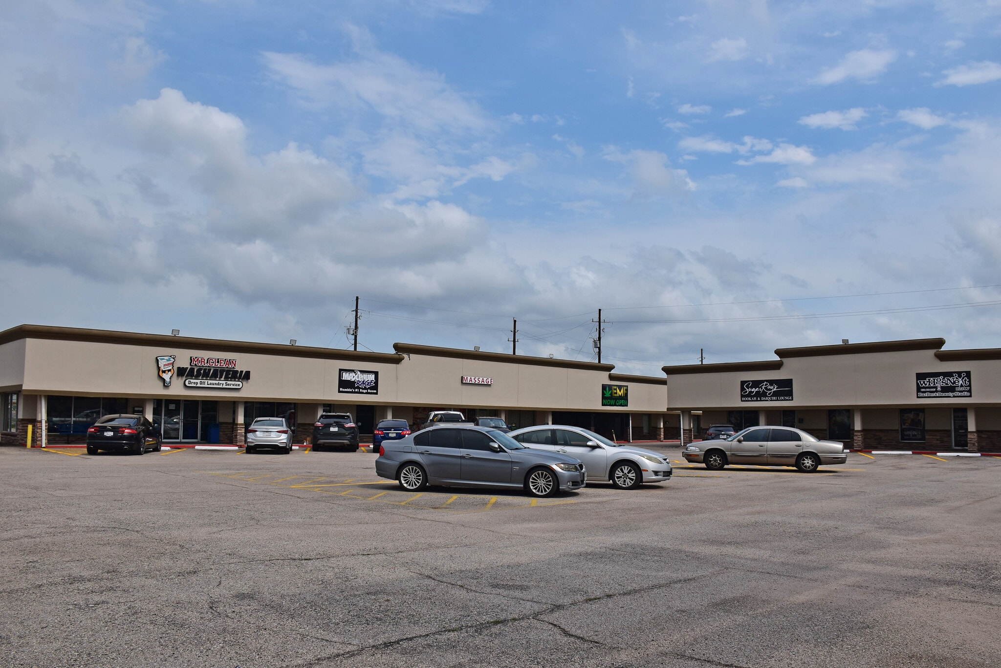 1702 1st St E, Humble, TX for Sale
