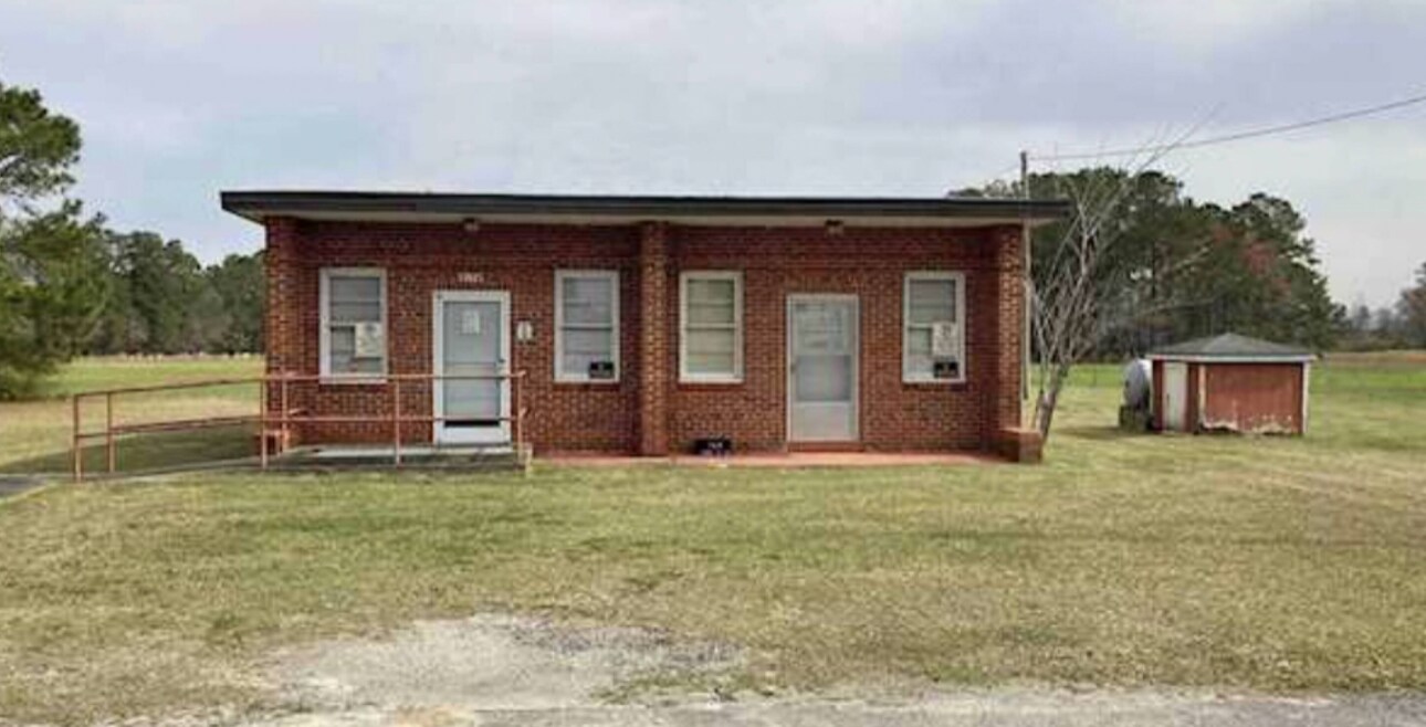9174 Pleasant Hill Dr, Hemingway, SC for Sale
