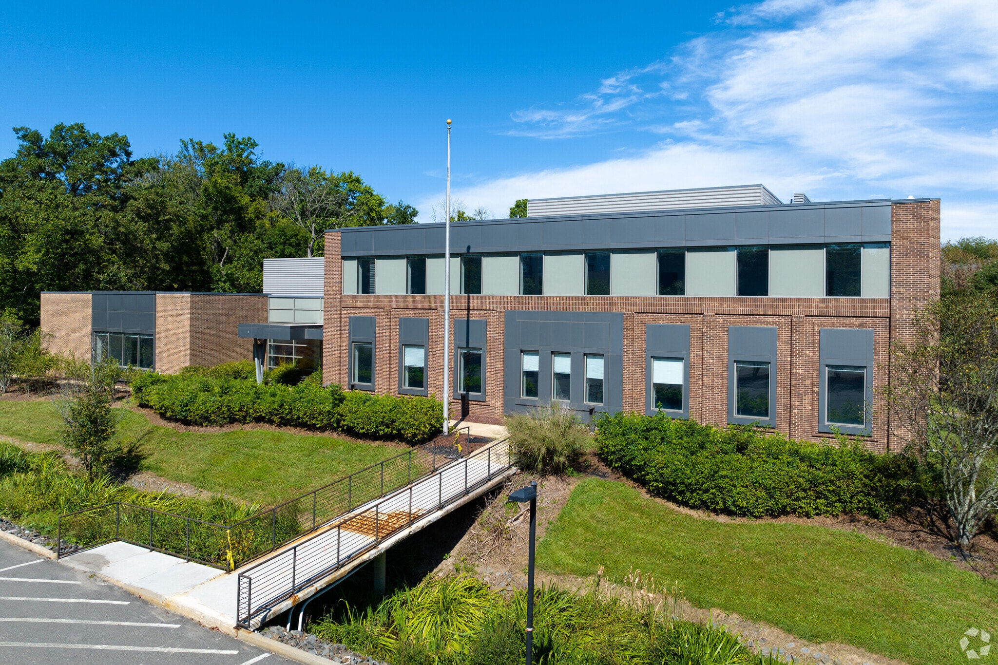 29 Thanet Cir, Princeton, NJ for Rent