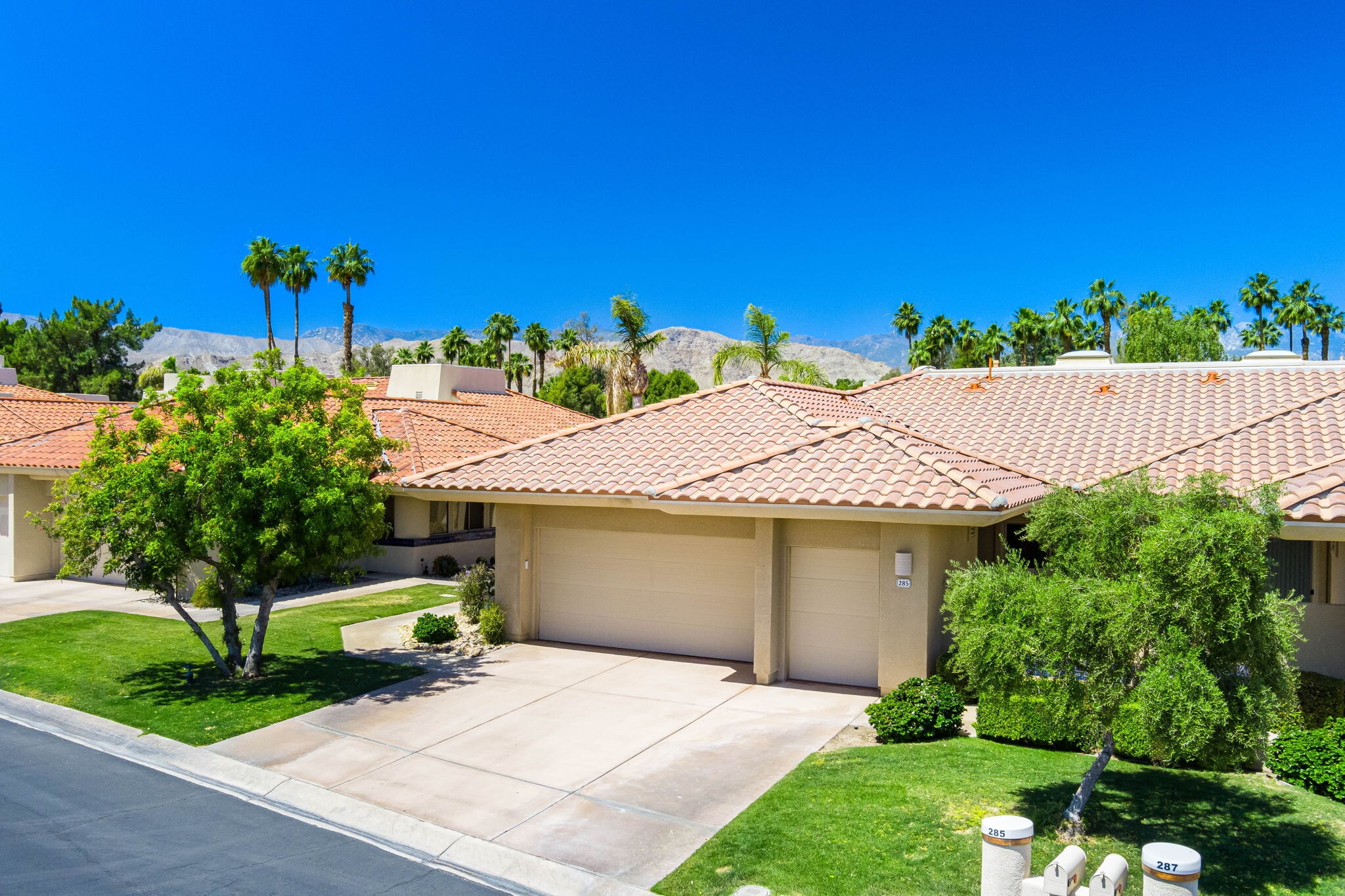 285 Kavenish Dr, Rancho Mirage, CA for Sale