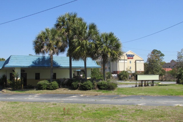 1311 E King Ave, Kingsland, GA for Sale