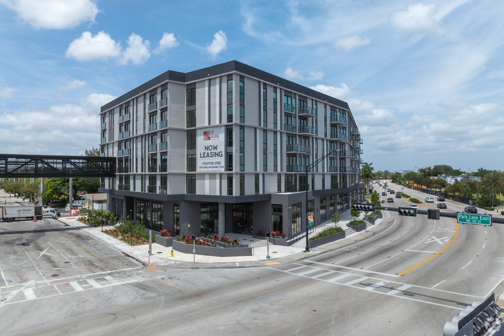 3801 N Dixie Hwy, Oakland Park, FL for Rent