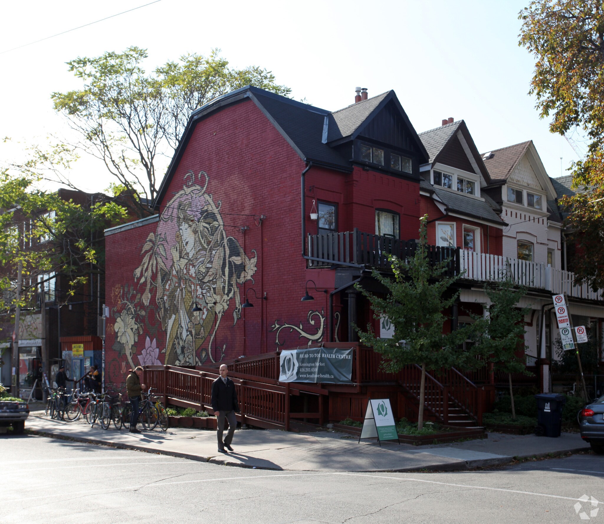 71-73 Oxford St, Toronto, ON for Rent