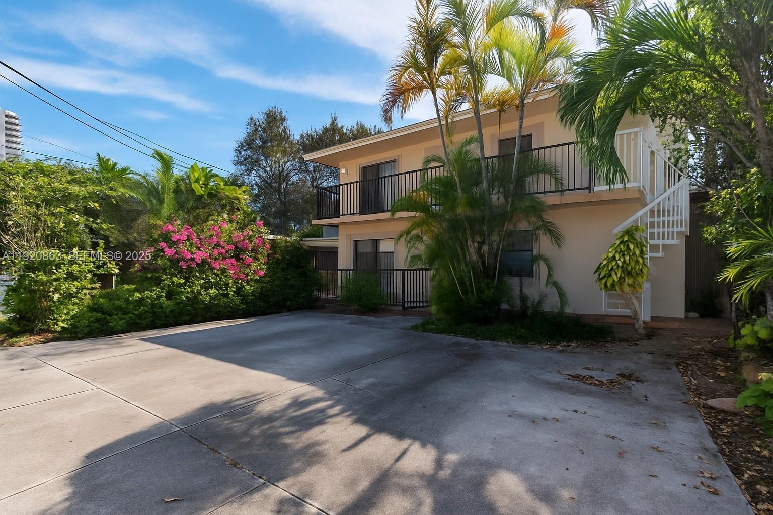 2740 SW 23rd St, Miami, FL for Sale