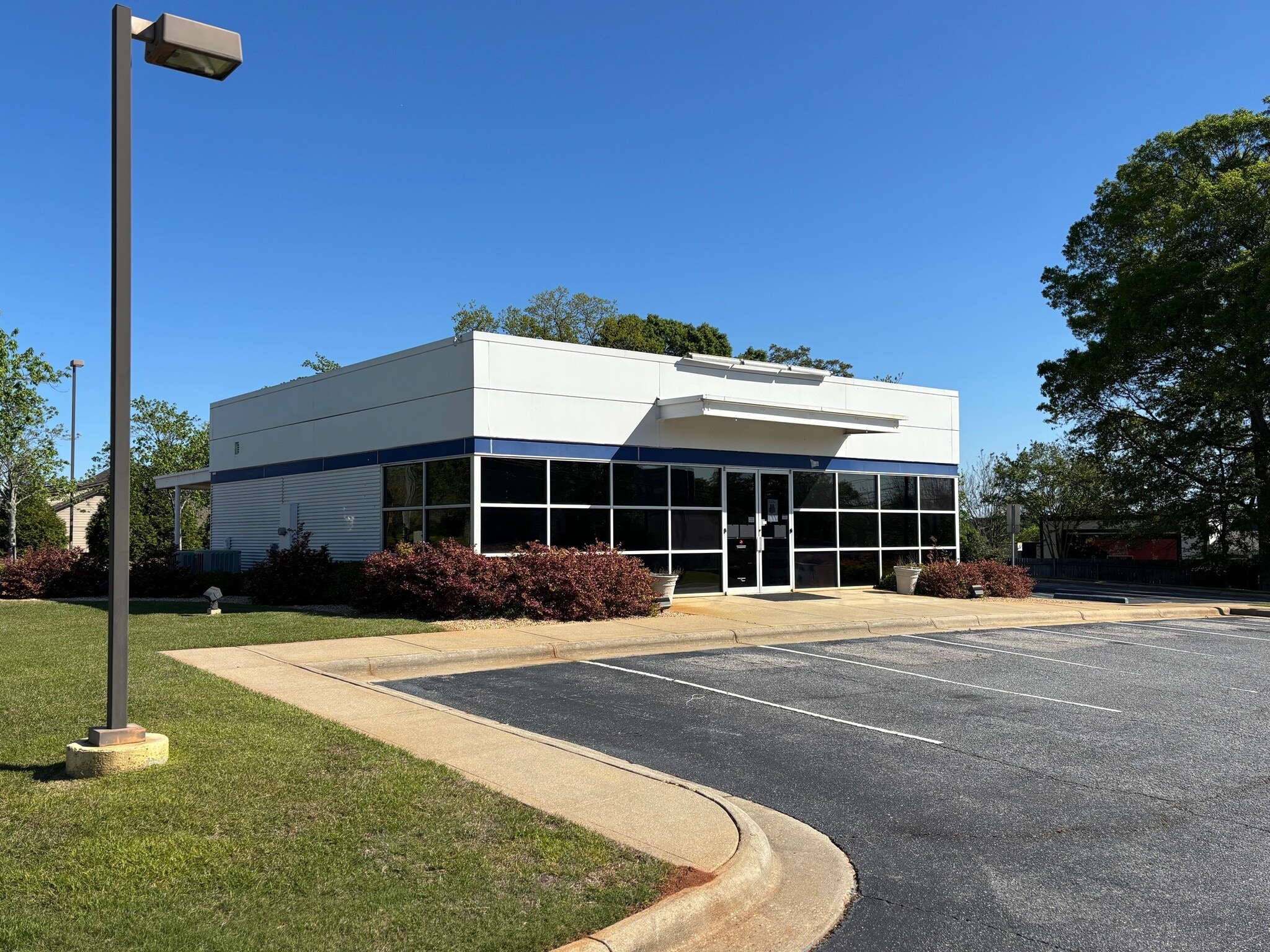 1433 Opelika Rd, Auburn, AL for Rent