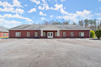 Cornelia, GA Medical - 135 Midway Dr