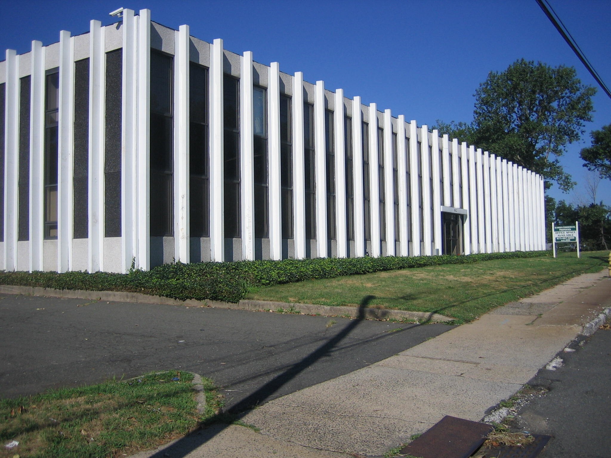 1640 Vauxhall Rd, Union Township, NJ for Rent