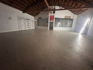 Los Angeles, CA Retail - 2636 N Figueroa St
