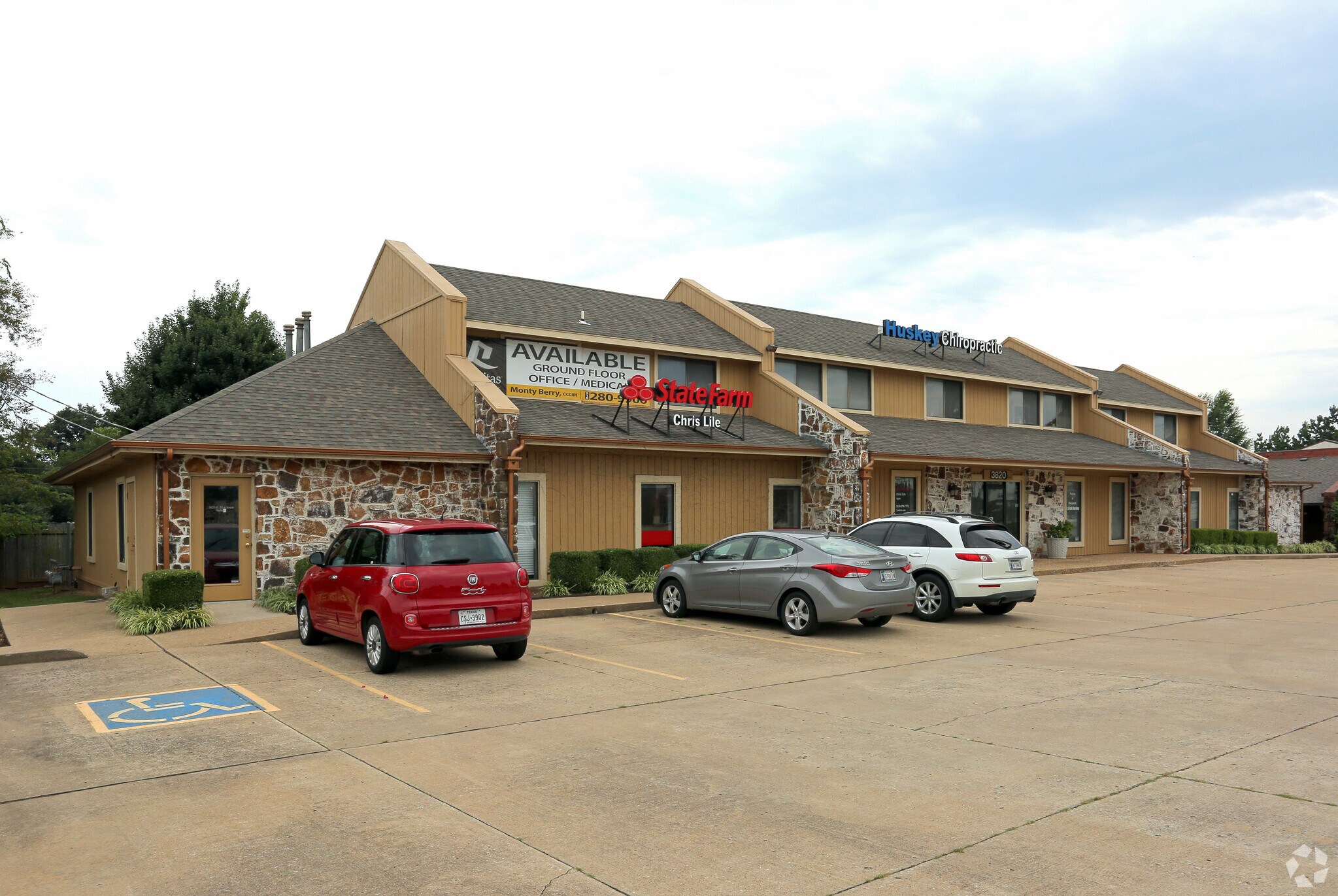 3820 E 51st St, Tulsa, OK for Rent