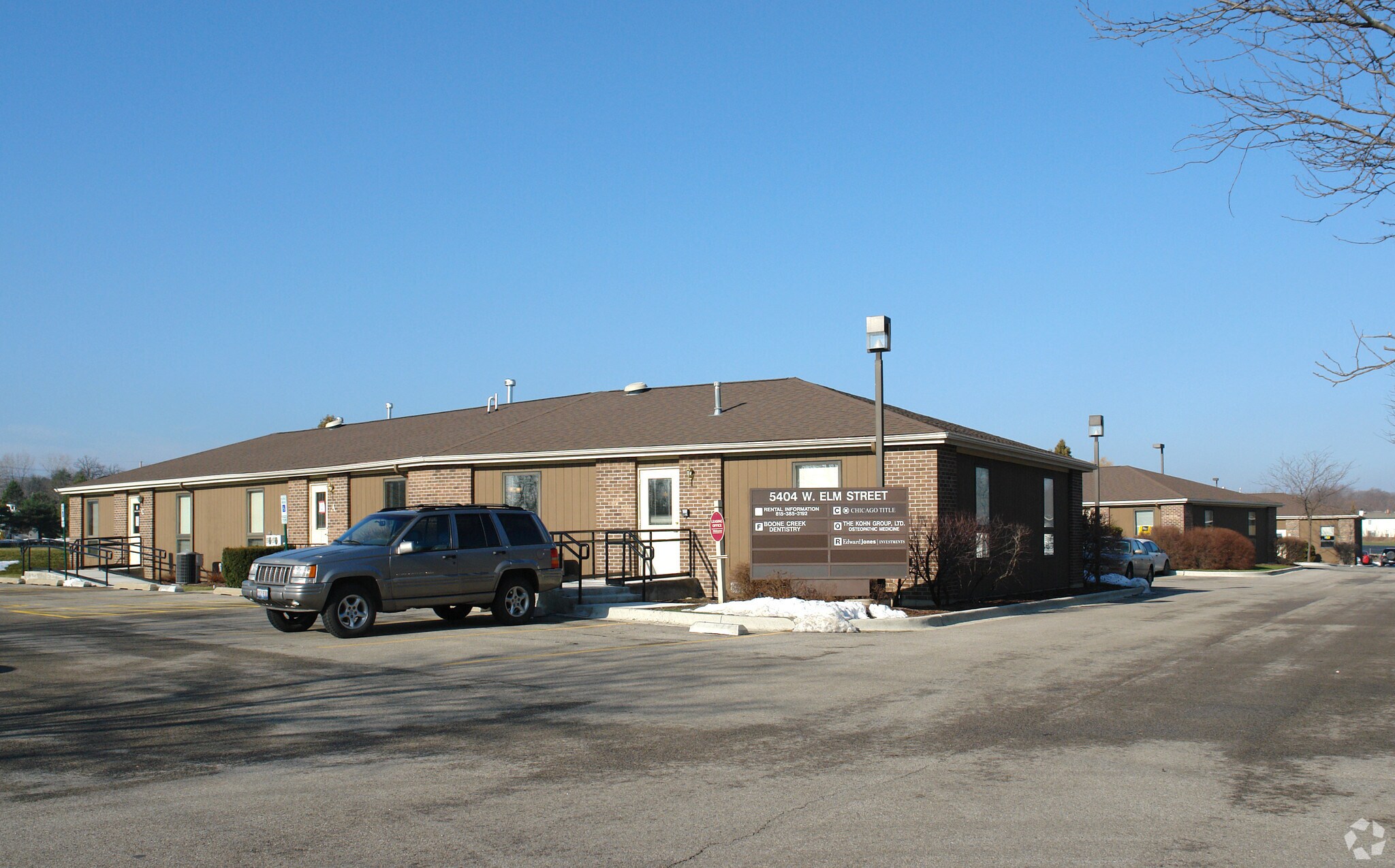 5404 W Elm St, Mchenry, IL for Rent