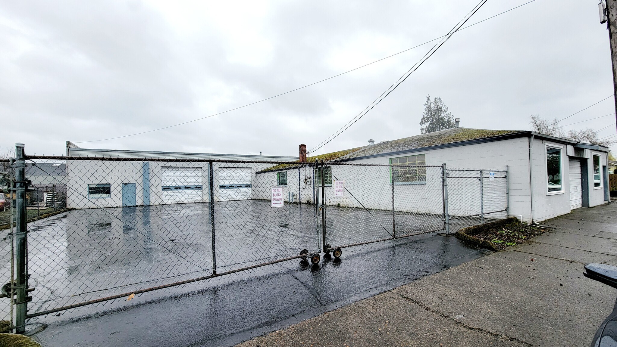 2060 Warner St NE, Salem, OR for Sale