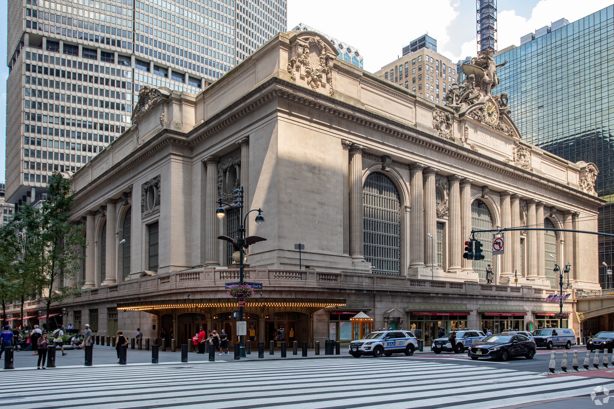 75-107 E 42nd St, New York, NY for Rent