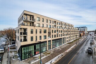 Montréal, QC Retail - 37 Av Broadway