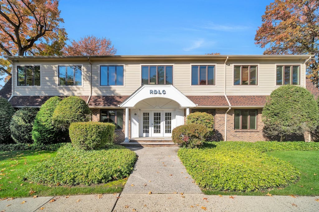 45 Legion Dr, Cresskill, NJ for Sale