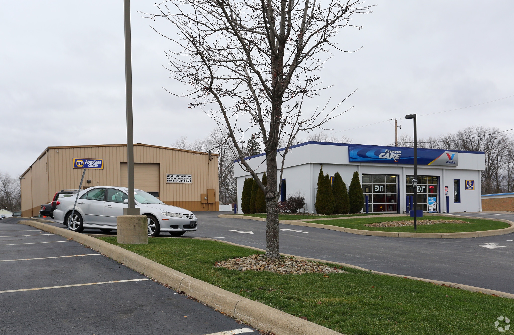 4877 Mahoning Ave, Warren, OH for Sale