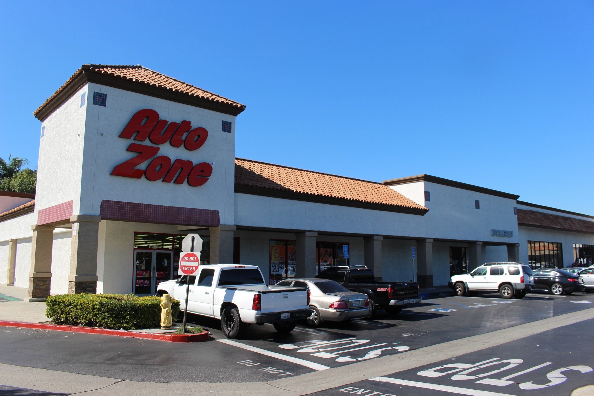 11452-11570 Telegraph Rd, Santa Fe Springs, CA for Rent