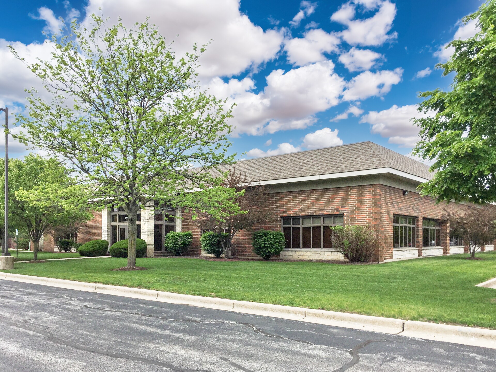 1776 Legacy Cir, Naperville, IL for Sale