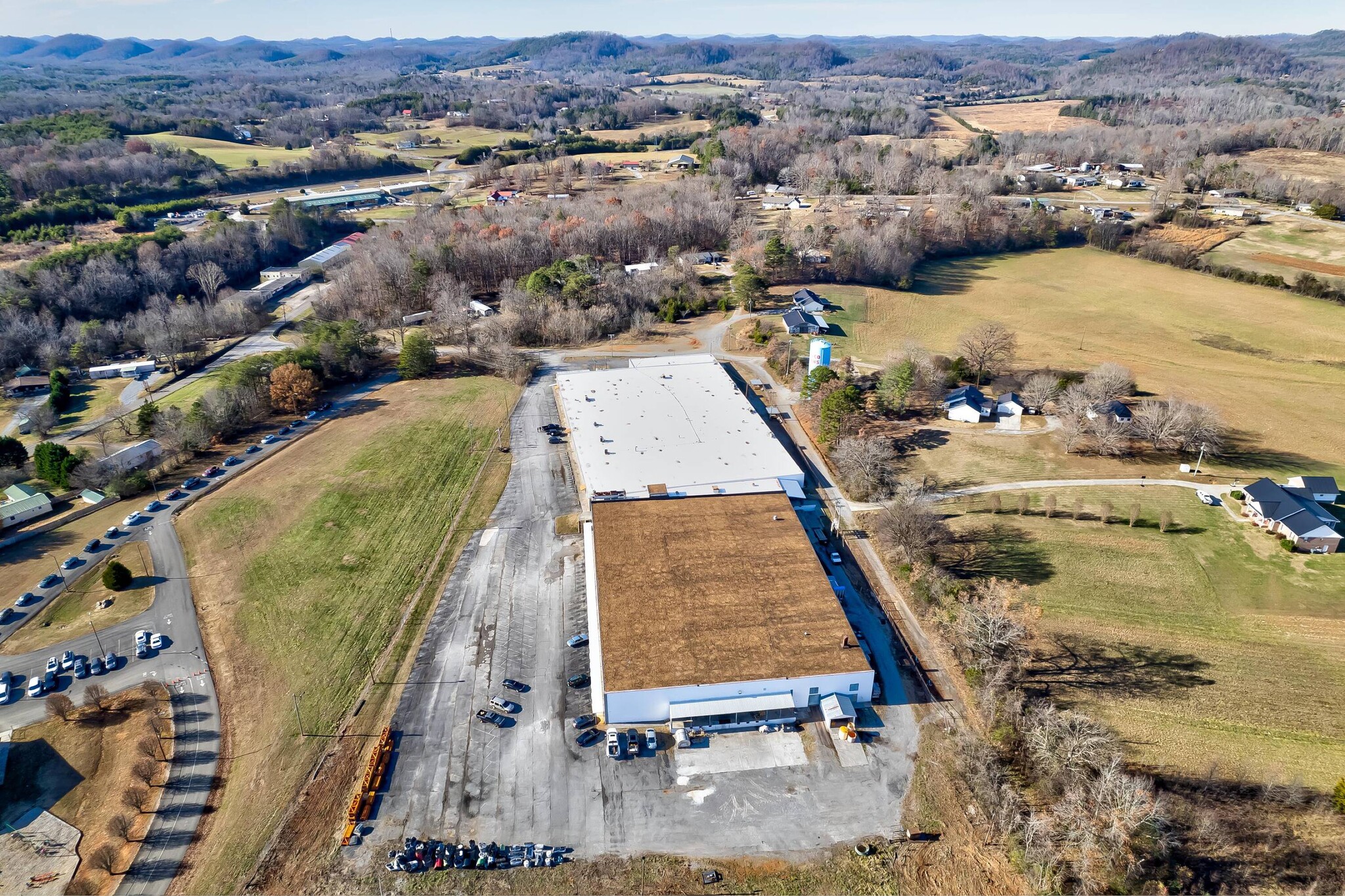 116 Tellico Industry Rd, Tellico Plains, TN for Rent