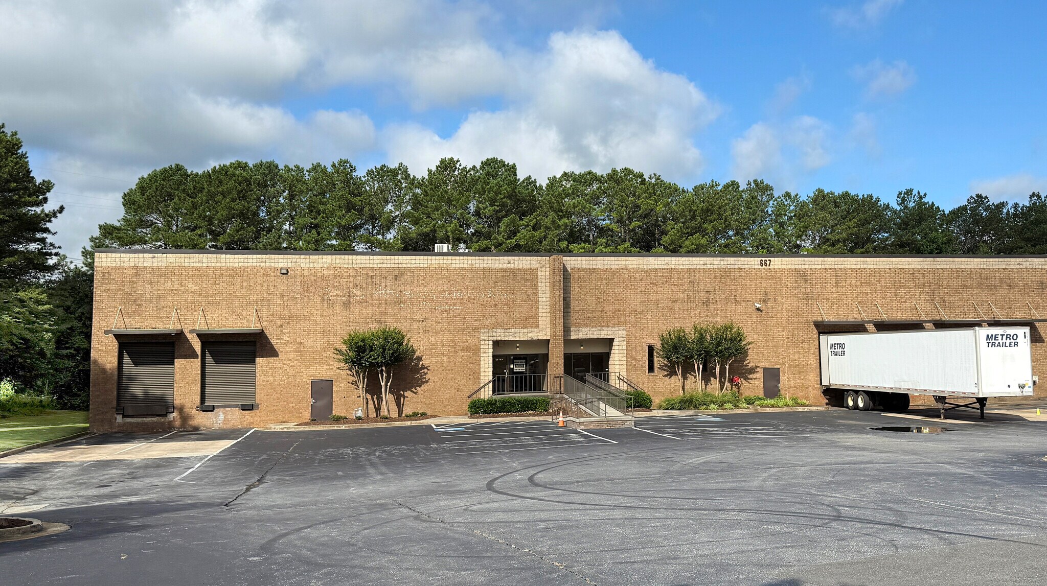 6675 Corners Industrial Ct, Peachtree Corners, GA for Rent