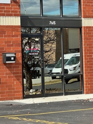 Bridgeview, IL Flex - 7615 W 100th Pl Bridgeview, IL Flex - 7615 W 100th Pl