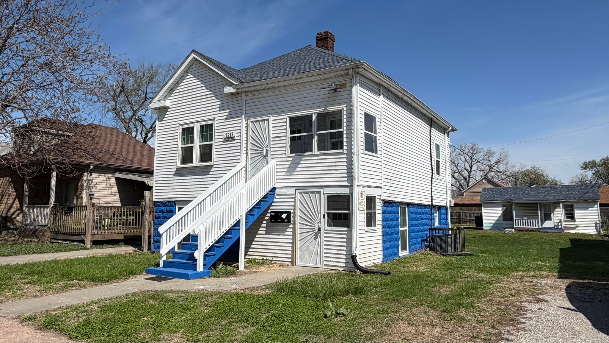 1217 Market St, Madison, IL for Sale