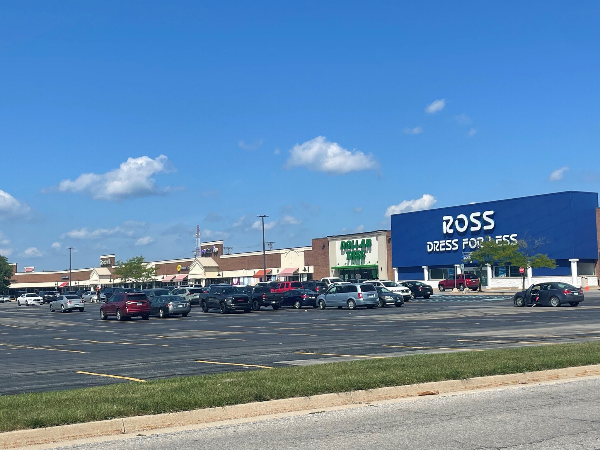 4122 Lima Rd, Fort Wayne, IN for Rent