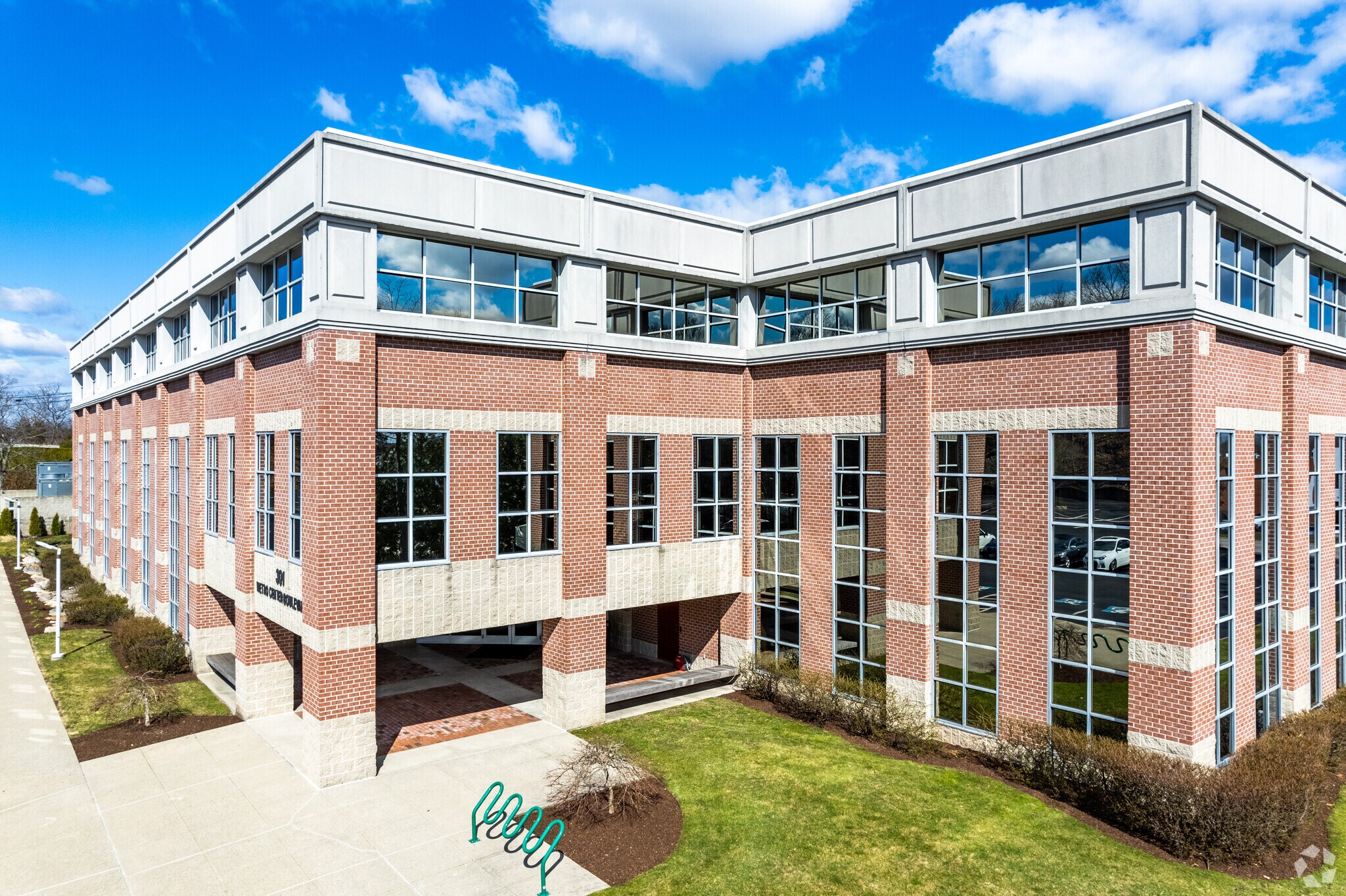 301 Metro Center Blvd Warwick, RI 02886 Office Property for Lease on