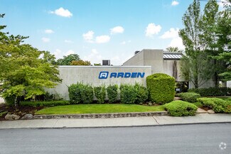 60 Taylor Dr  