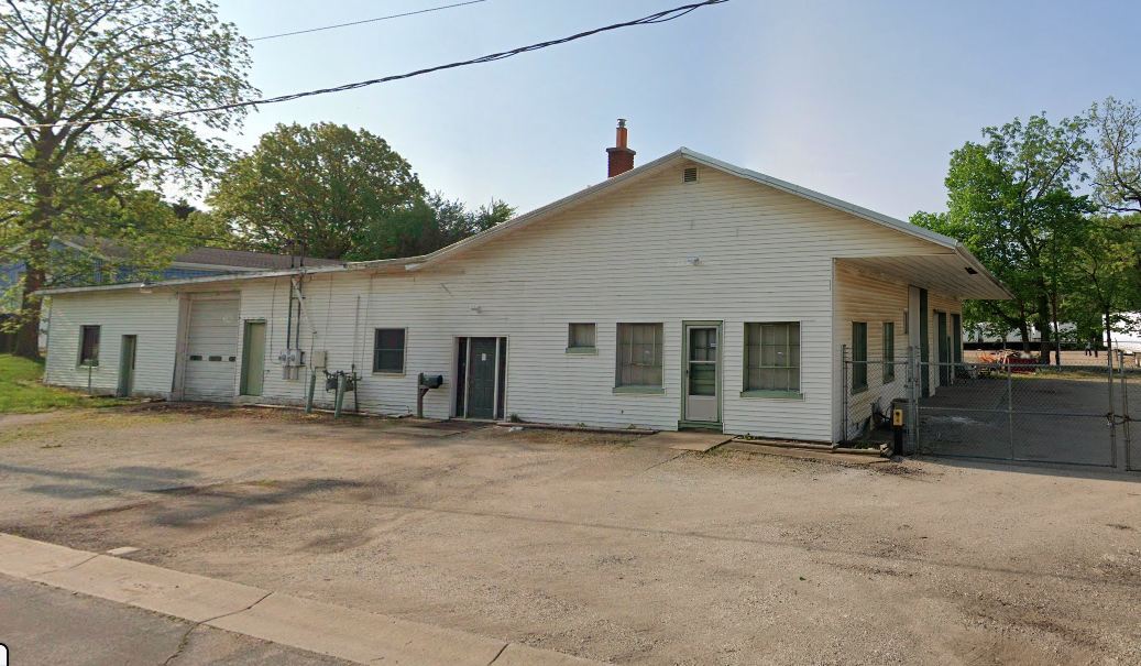 303 Union St, Three Rivers, MI for Sale