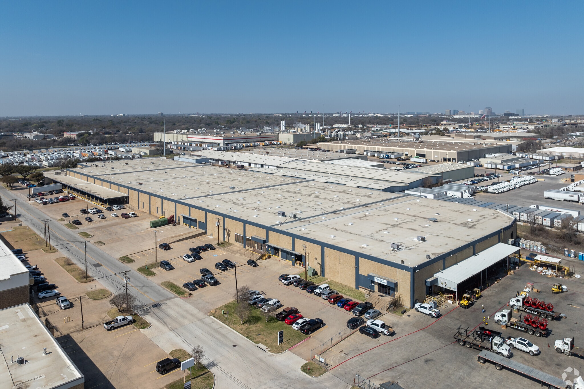 2205-2215 E Pioneer Dr, Irving, TX for Rent