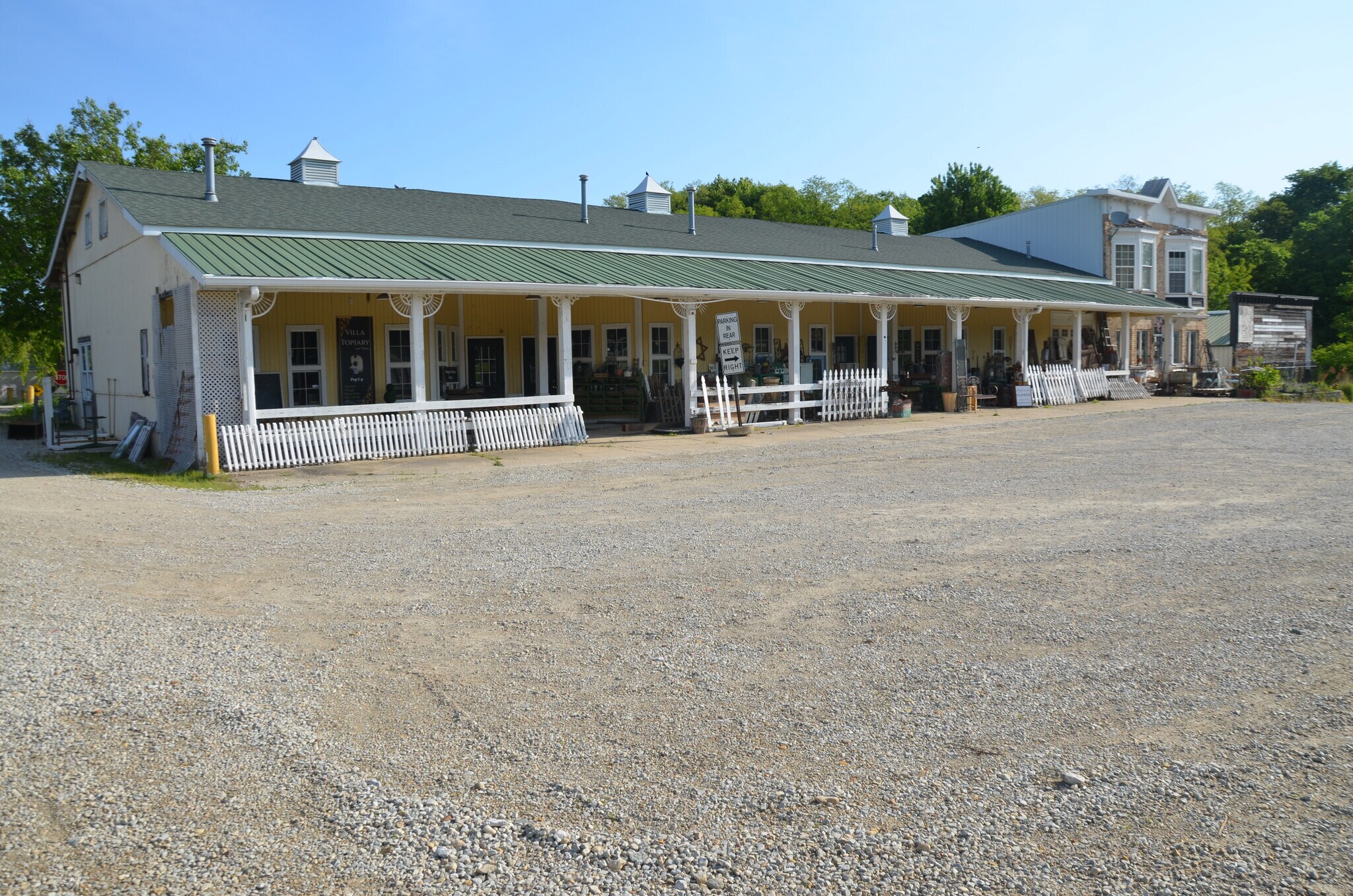 803 W Stagecoach Trl, Yorkville, IL for Sale