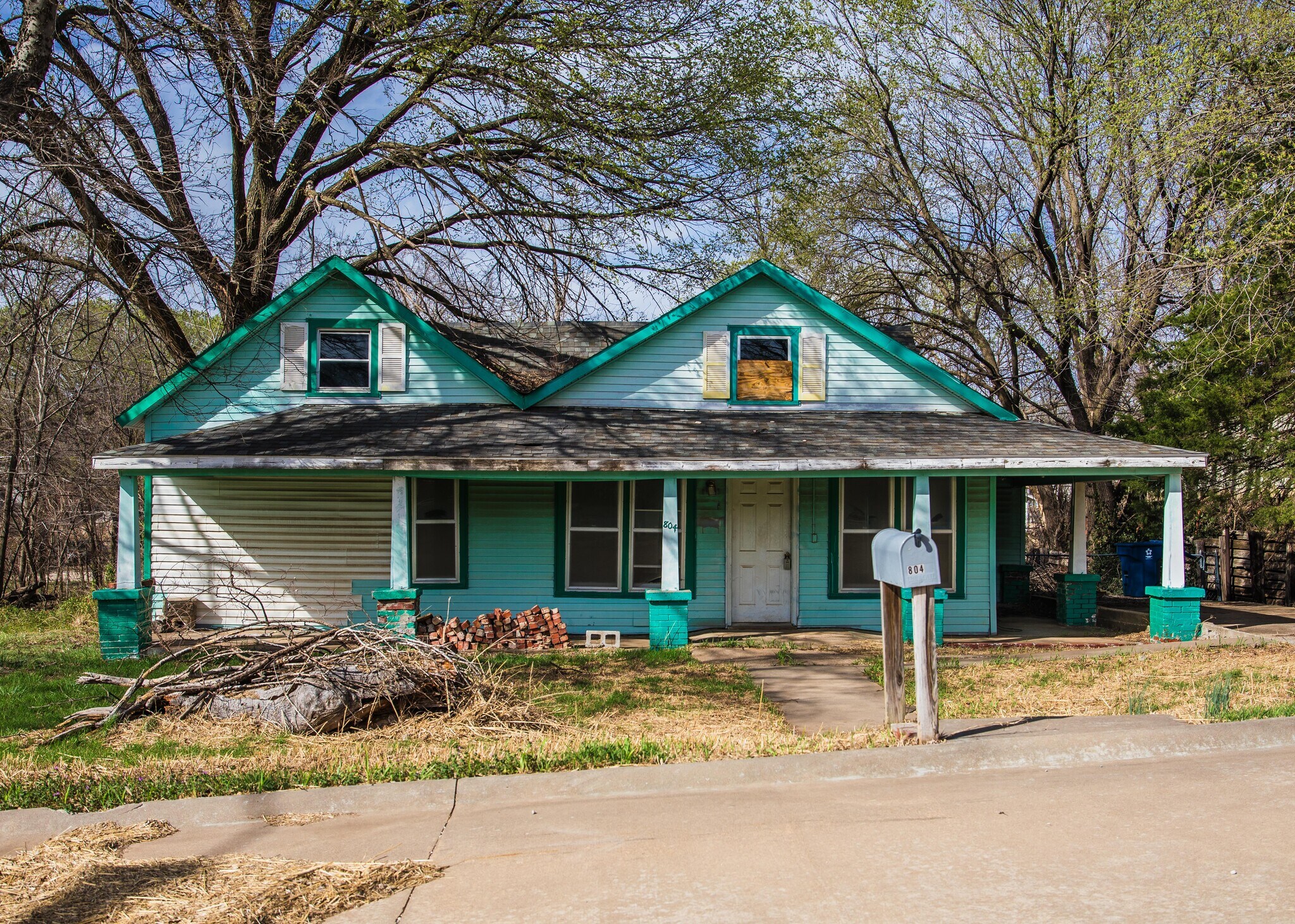 804 Harrison St, Pawnee, OK for Sale