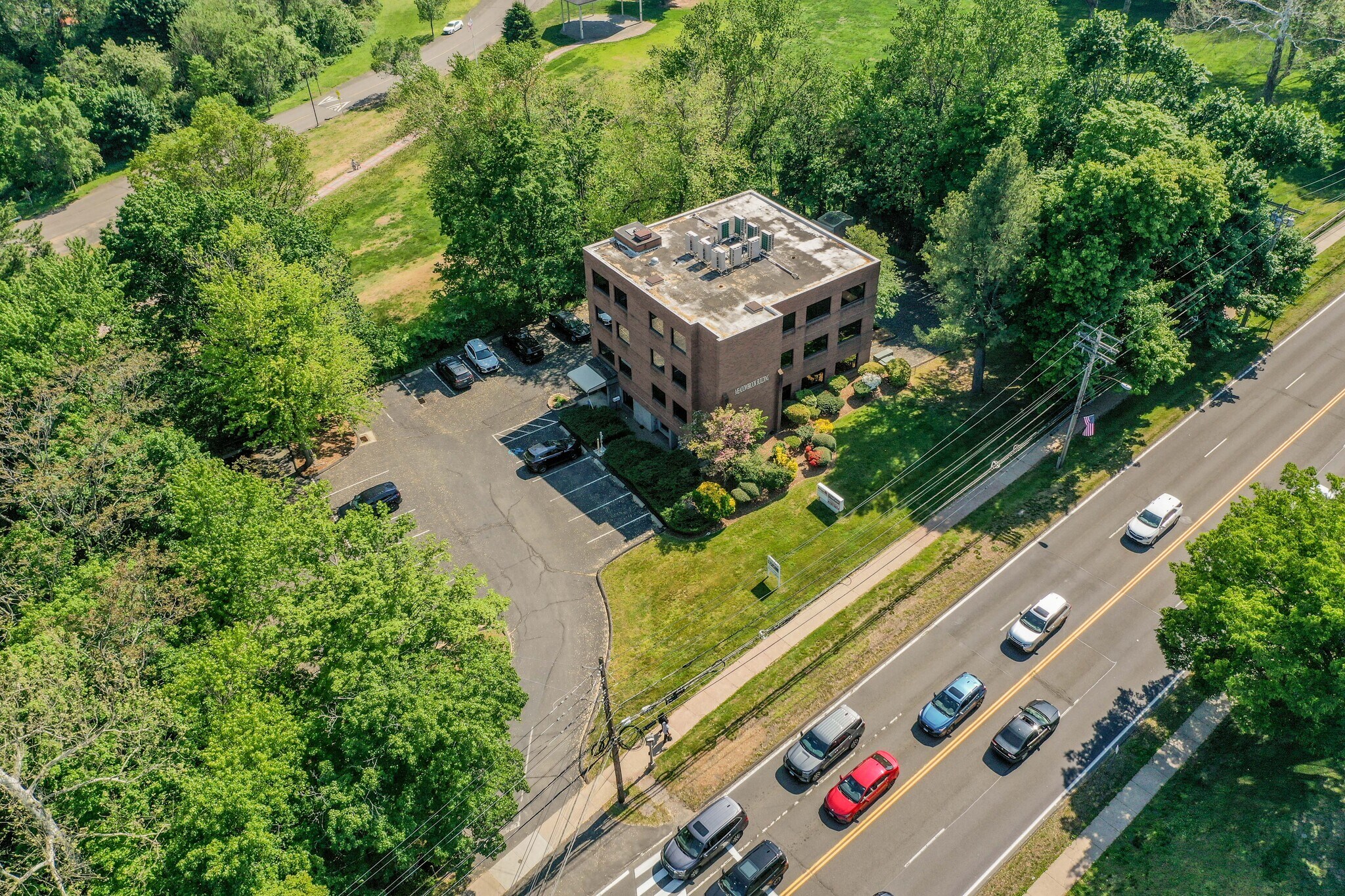 2751 Dixwell Ave, Hamden, CT for Sale