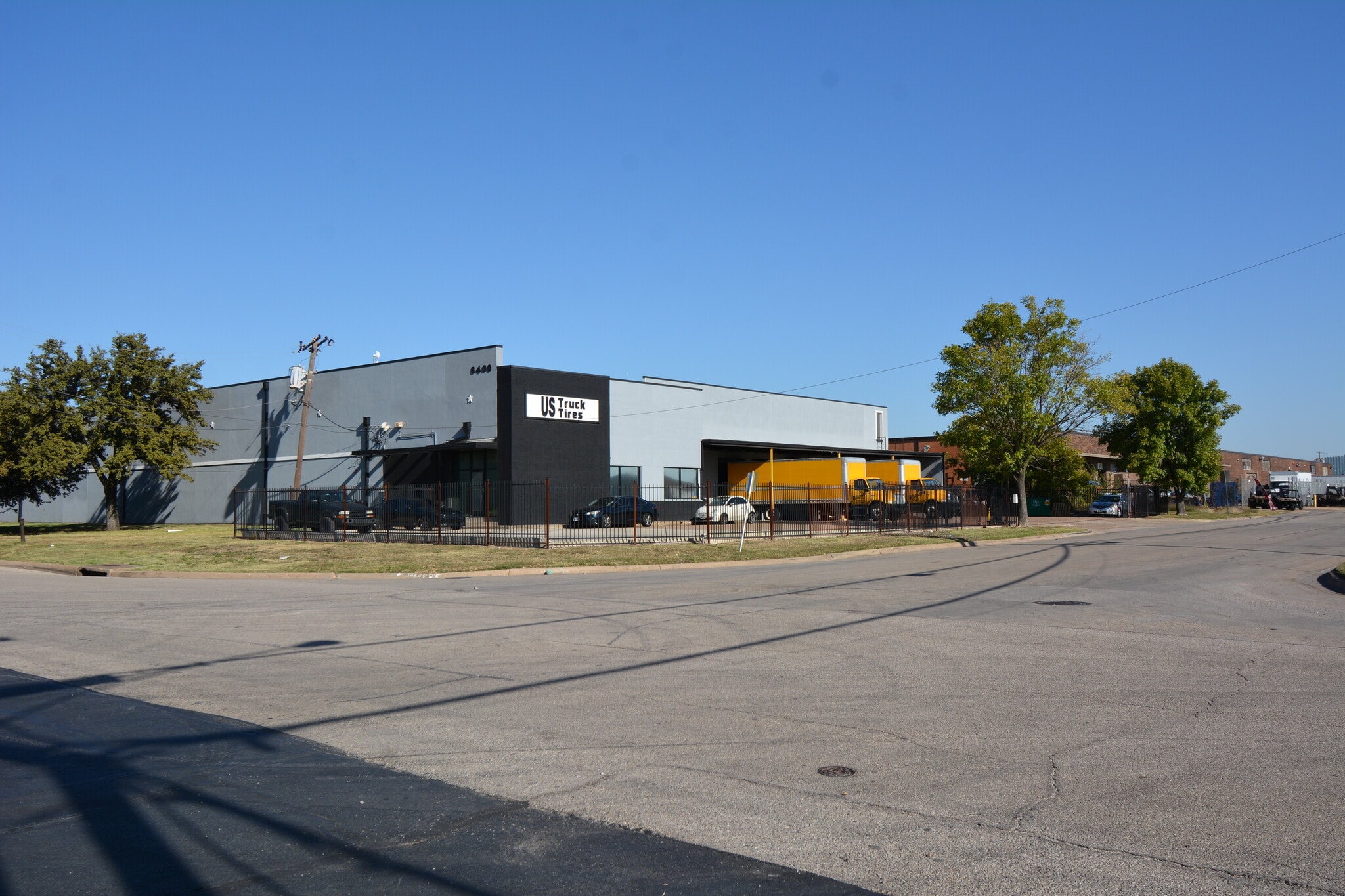 8400 Sovereign Row, Dallas, TX for Sale