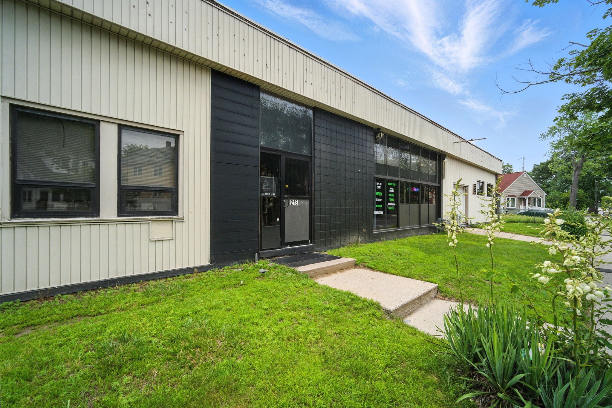 218 Saint James Blvd, Springfield, MA for Rent