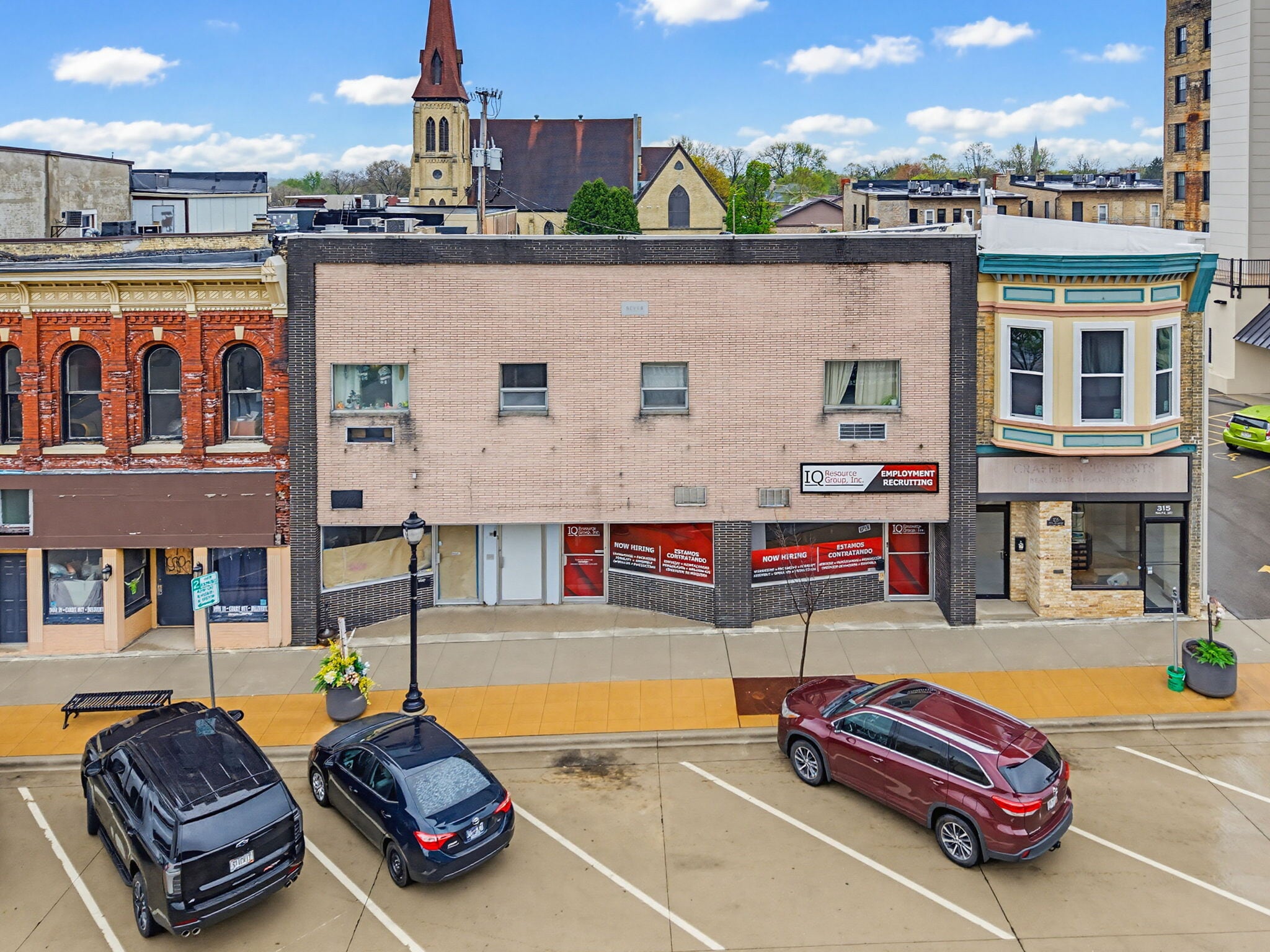 309-313 W Milwaukee St, Janesville, WI for Sale