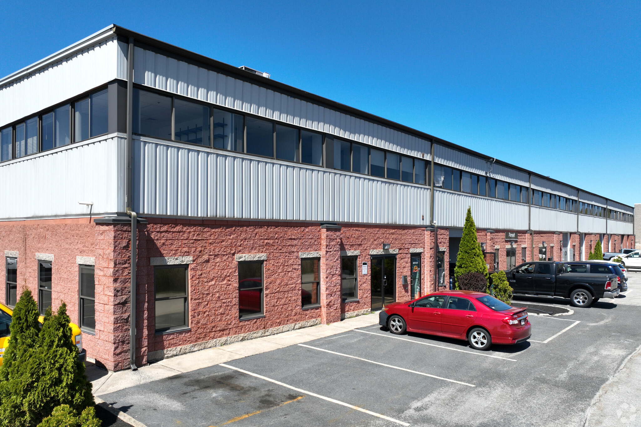 18 Graf Rd, Newburyport, MA for Rent