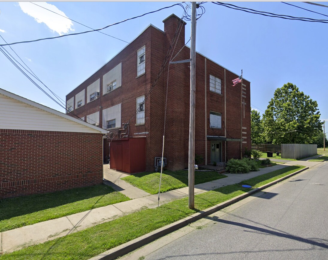 621 Clarence Gaines St, Paducah, KY for Rent