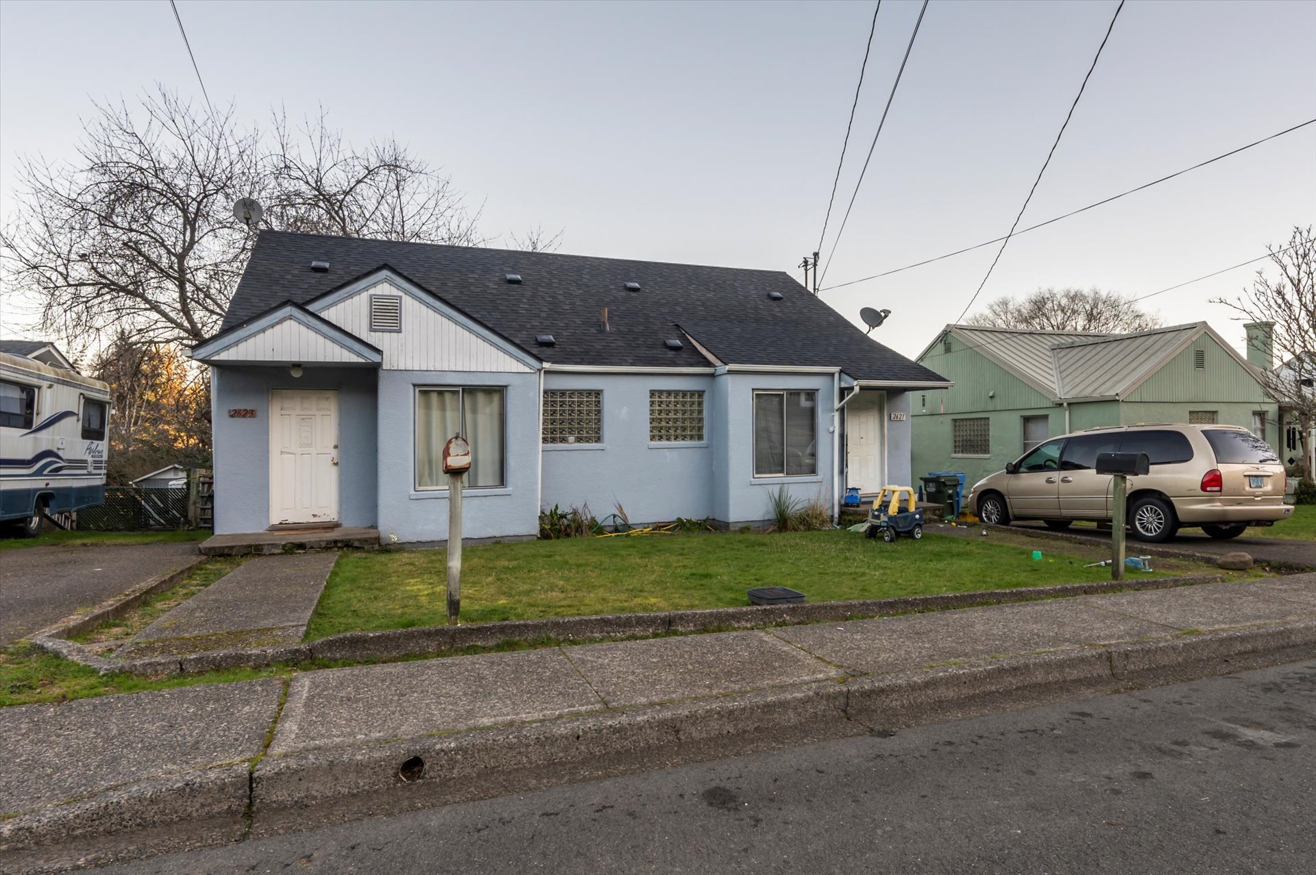 2621 Bowman Rd, Reedsport, OR for Sale