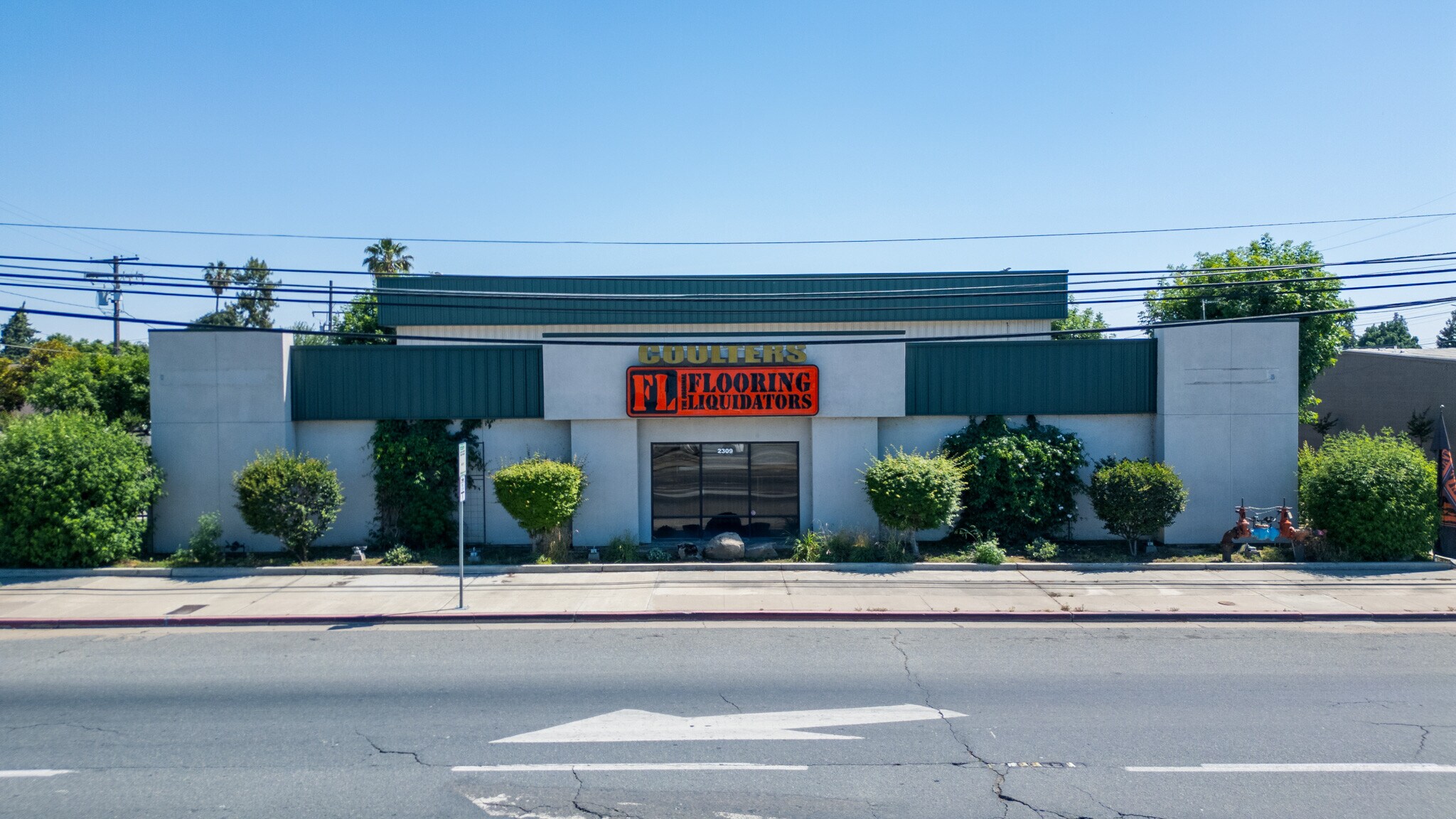 2309 E Tulare Ave, Tulare, CA for Sale