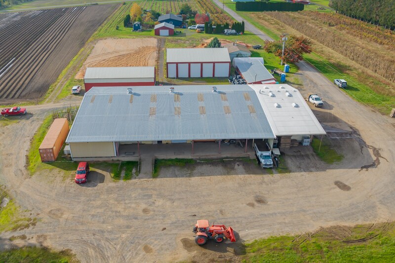 6494 Windsor Island Rd N, Keizer, OR for Sale