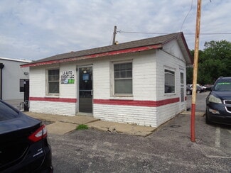 Riverside, MO Auto Dealership - 4305 NW Gateway Ave