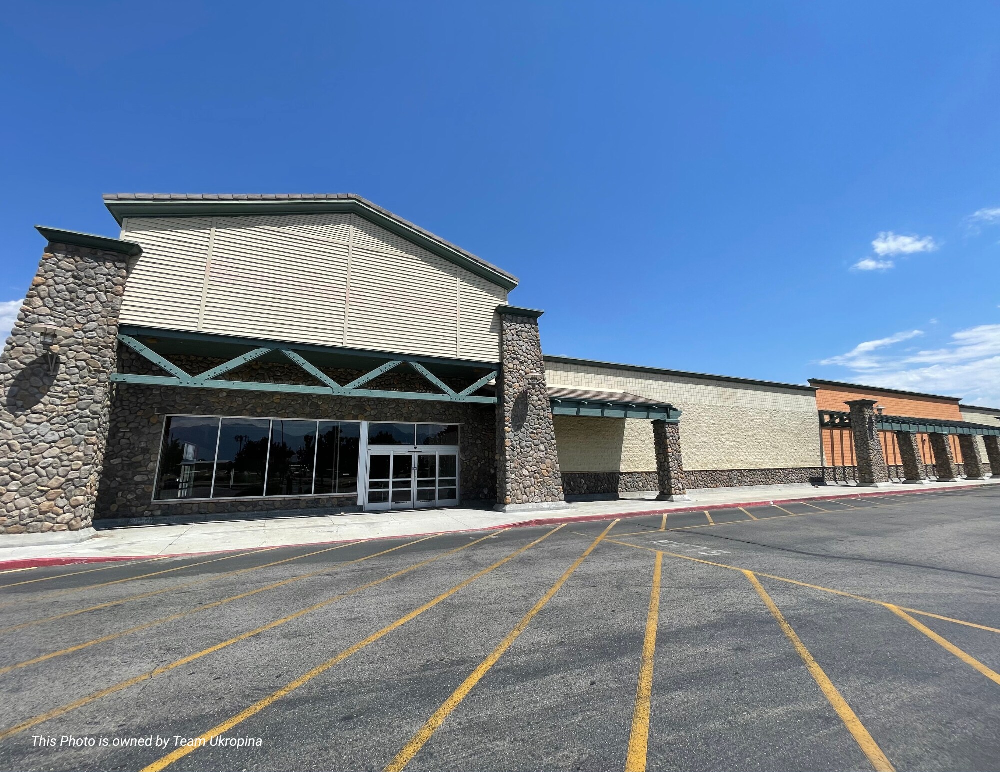1200 Main St, Bishop, CA for Rent