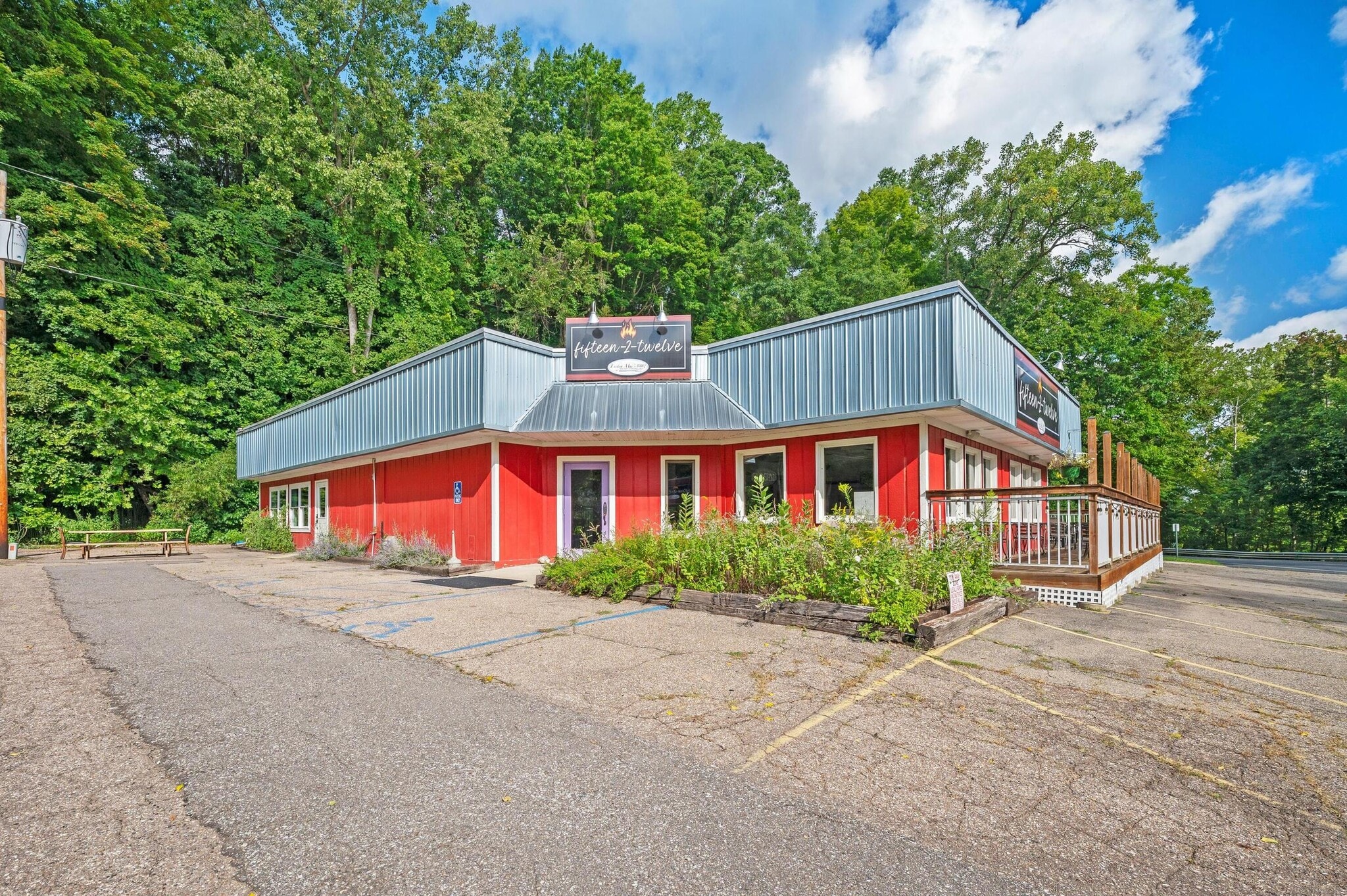 15212 N Red Bud Trl, Buchanan, MI for Sale