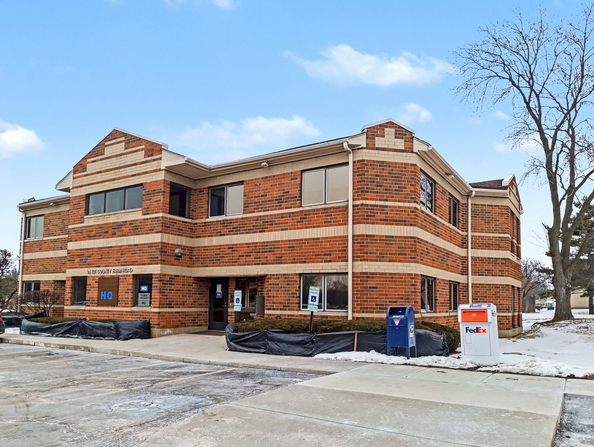 1N131 County Farm Rd, Winfield, IL for Sale